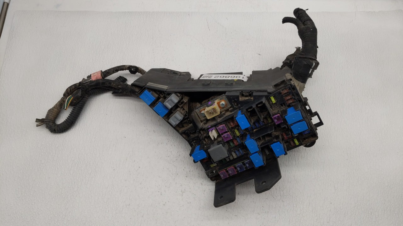 2010-2014 Subaru Legacy Fusebox Fuse Box Panel Relay Module P/N:MB503200B MB102801B Fits Fits 2010 2011 2012 2013 2014 OEM U