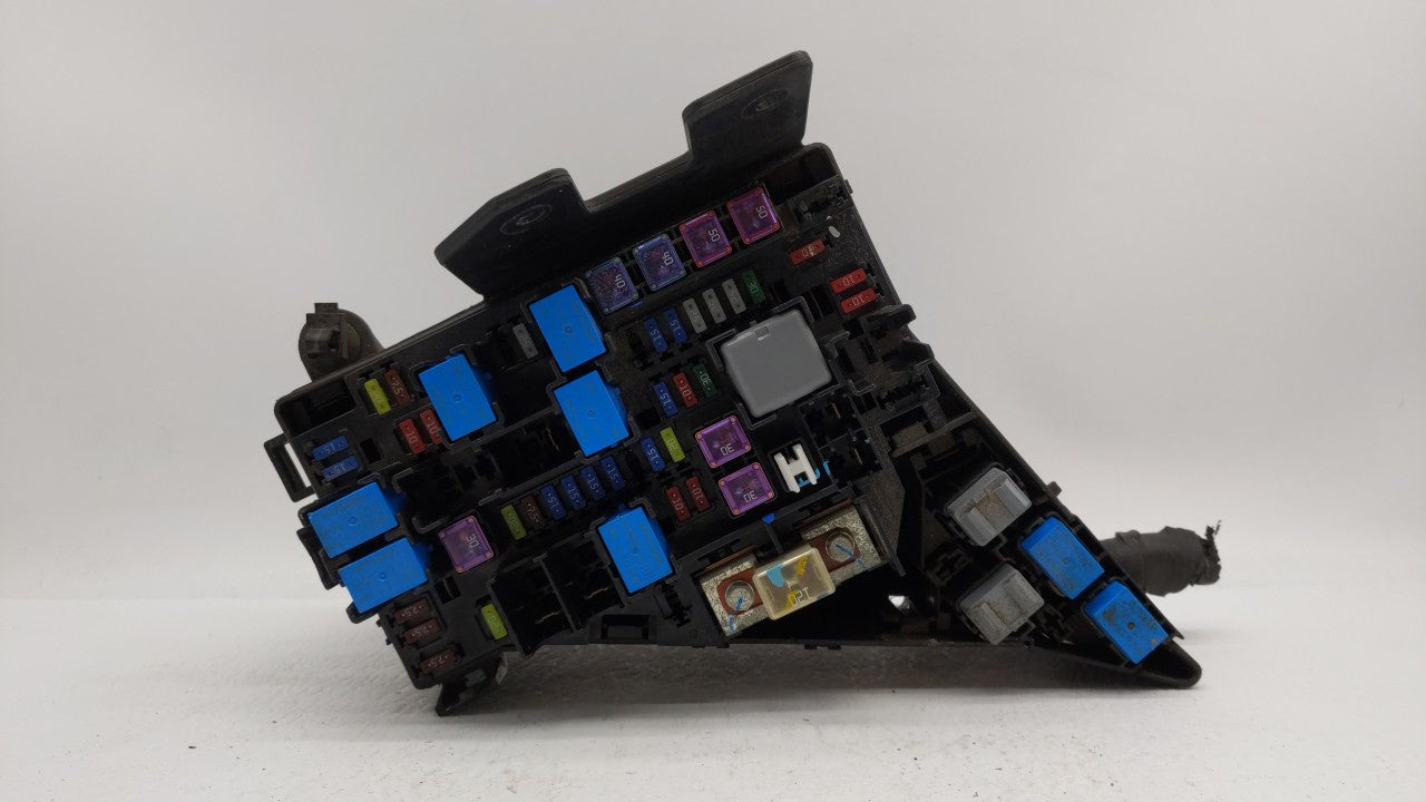 2010-2014 Subaru Legacy Fusebox Fuse Box Panel Relay Module P/N:MB503202B MB503200B, MB102801B Fits Fits 2010 2011 2012 2013