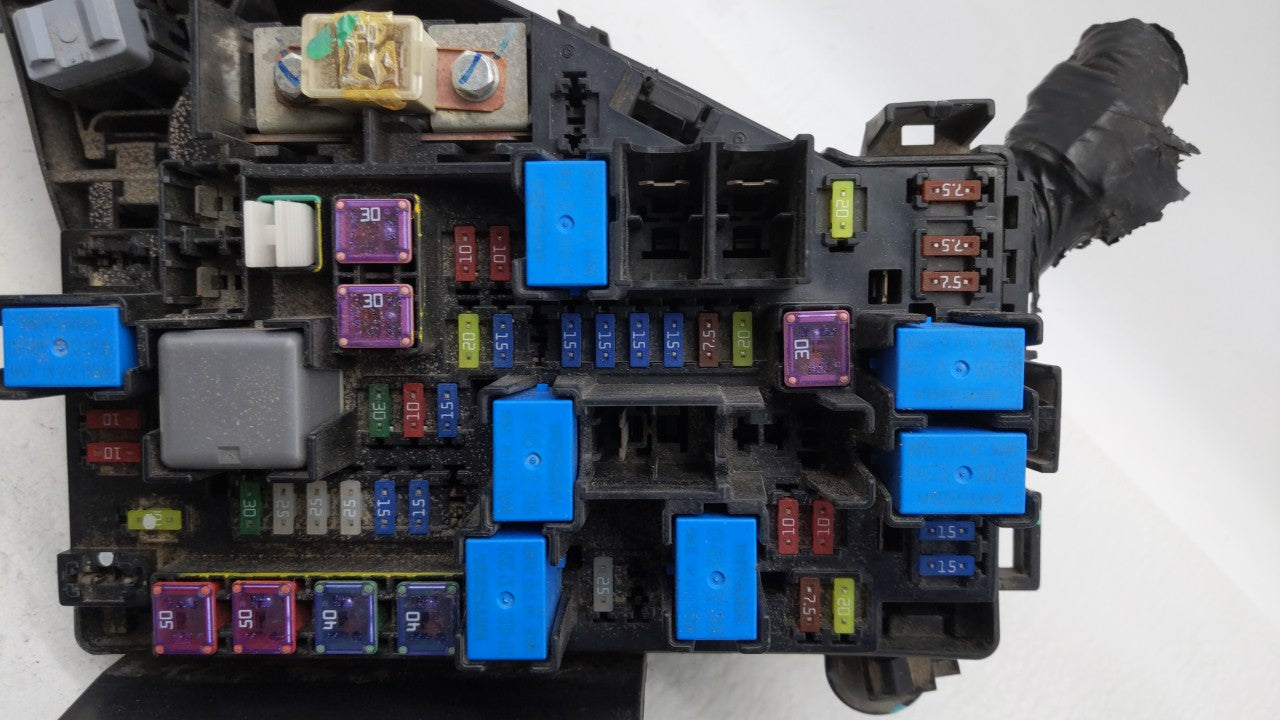 2010-2014 Subaru Legacy Fusebox Fuse Box Panel Relay Module P/N:MB102801B MB503202B, MB503200B Fits Fits 2010 2011 2012 2013