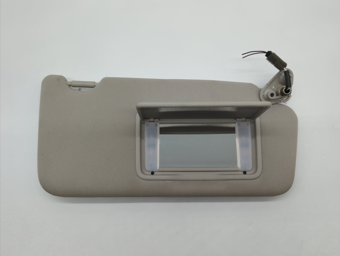 2010-2014 Subaru Legacy Sun Visor Shade Replacement Passenger Right Mirror Fits Fits 2010 2011 2012 2013 2014 OEM Used Auto 