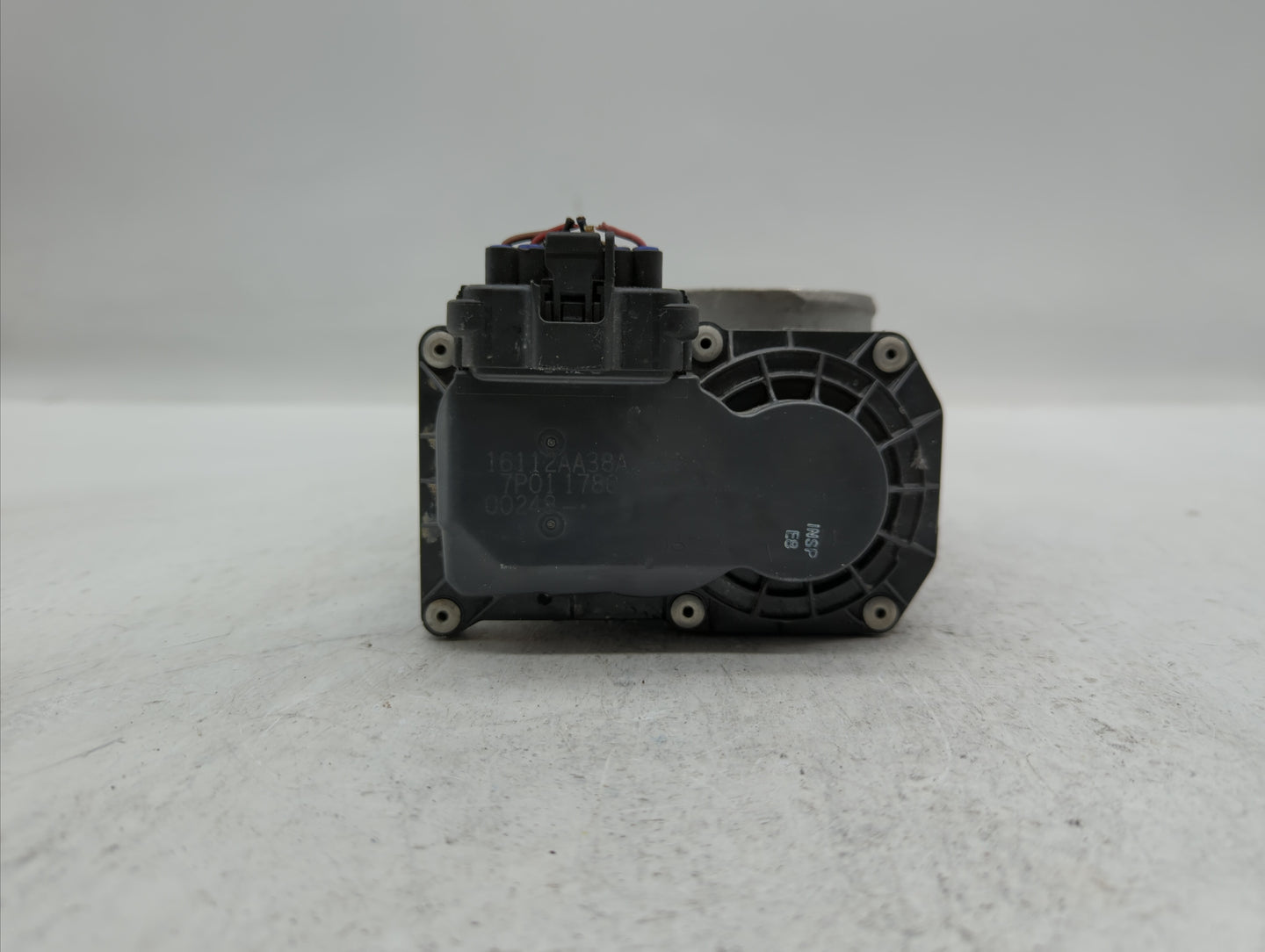 2013-2019 Subaru Legacy Throttle Body P/N:16112AA38A Fits Fits 2013 2014 2015 2016 2017 2018 2019 OEM Used Auto Parts - Oemu