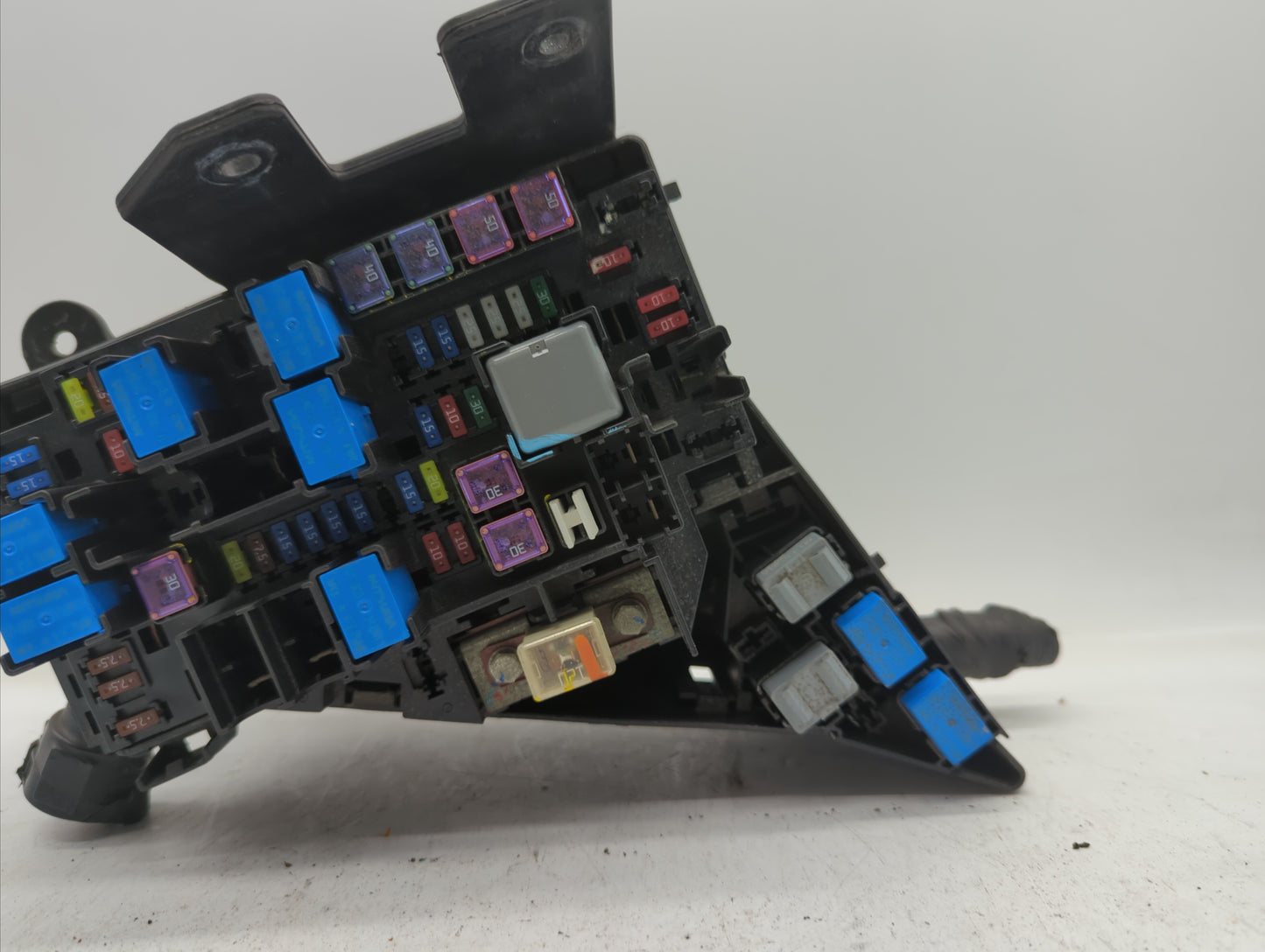 2010-2014 Subaru Legacy Fusebox Fuse Box Panel Relay Module P/N:MB10280B MB102801B, MB503202B Fits Fits 2010 2011 2012 2013 