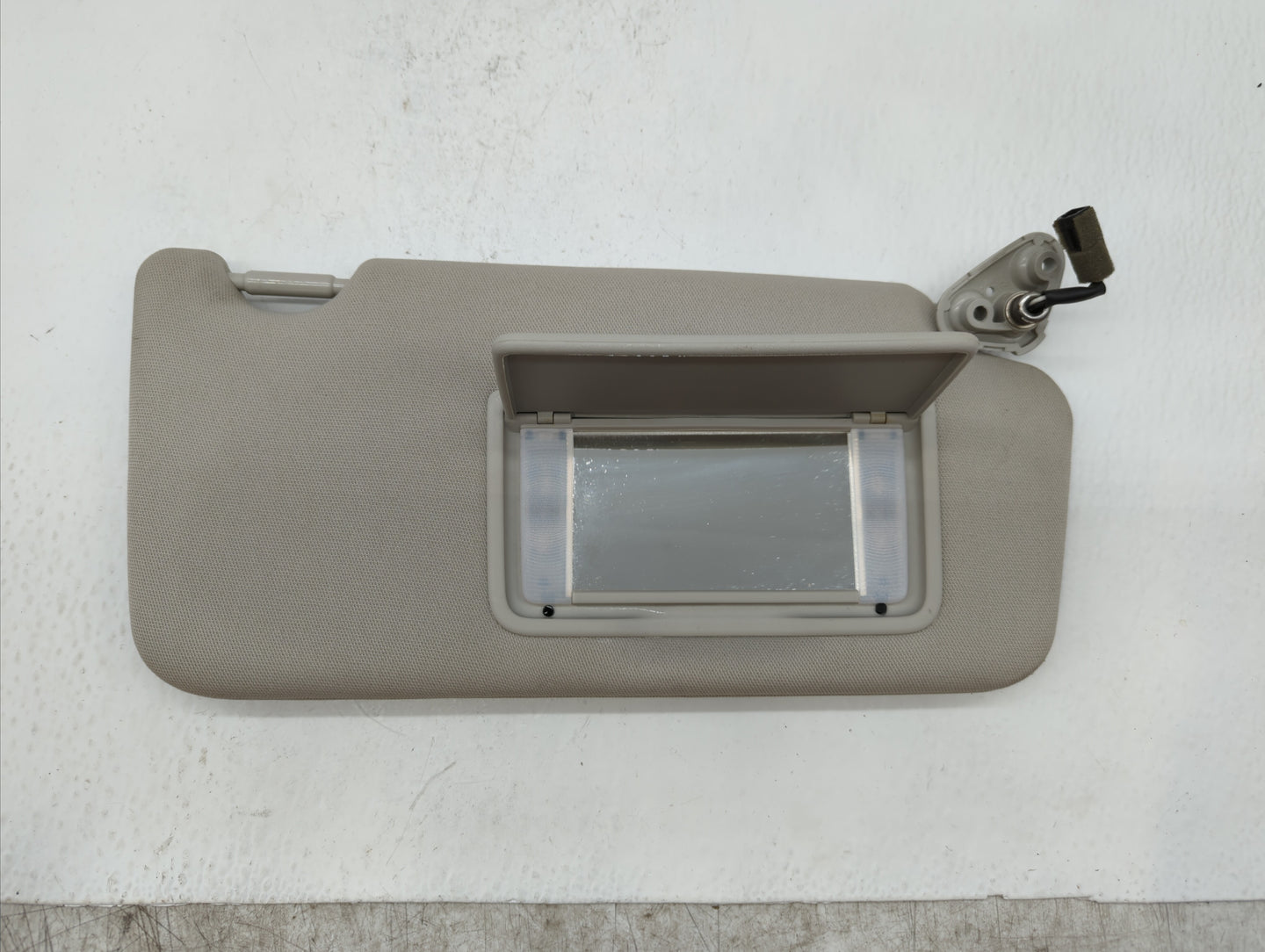 2010-2014 Subaru Legacy Sun Visor Shade Replacement Passenger Right Mirror Fits Fits 2010 2011 2012 2013 2014 OEM Used Auto 