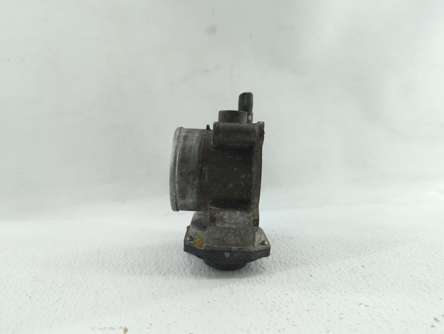 2013-2019 Subaru Legacy Throttle Body P/N:16112AA38A Fits Fits 2013 2014 2015 2016 2017 2018 2019 OEM Used Auto Parts - Oemu