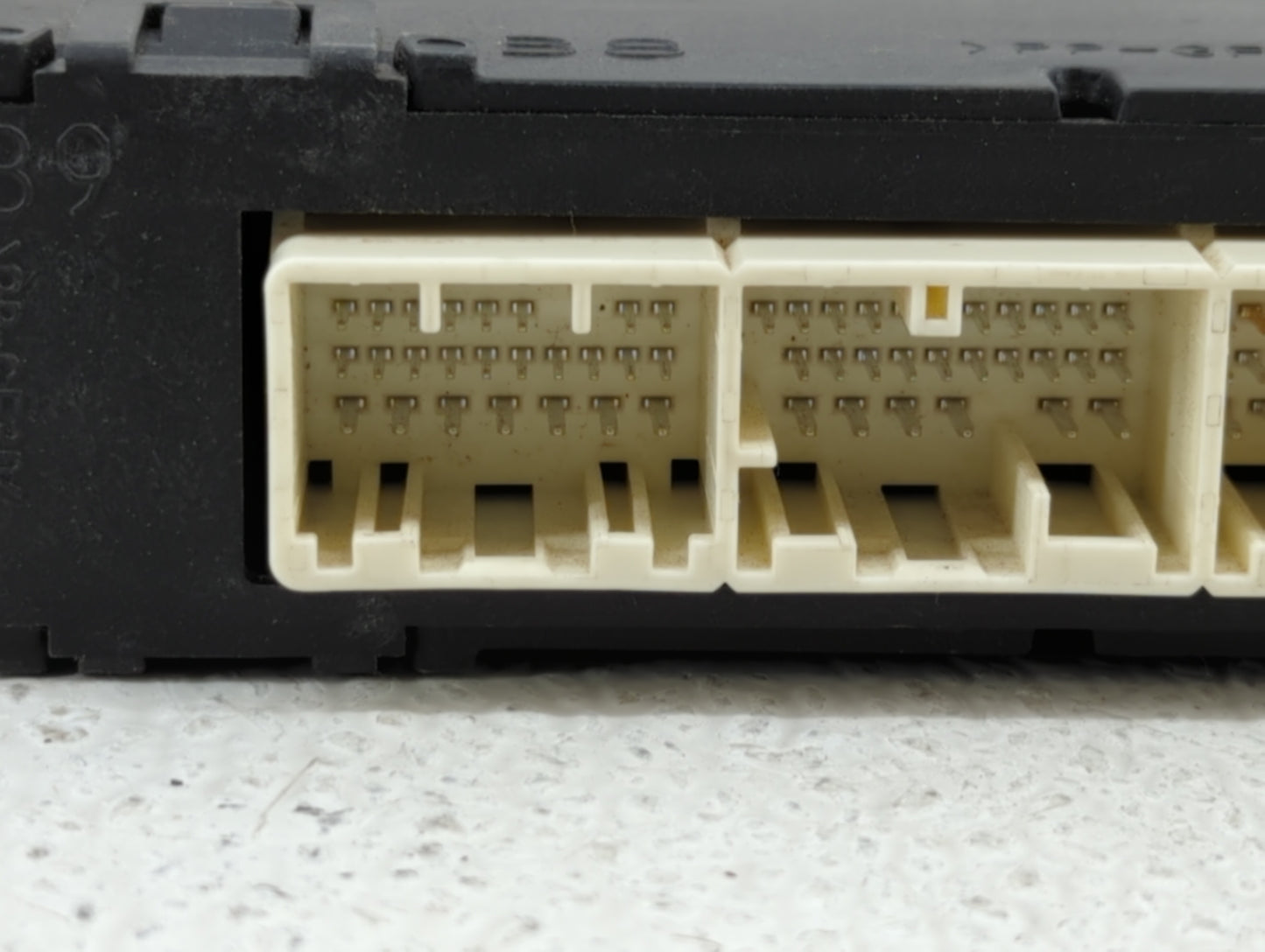 2013-2014 Subaru Legacy PCM Engine Control Computer ECU ECM PCU OEM P/N:22765AE06E 22765AE06A, 22765AE06C Fits Fits 2013 201