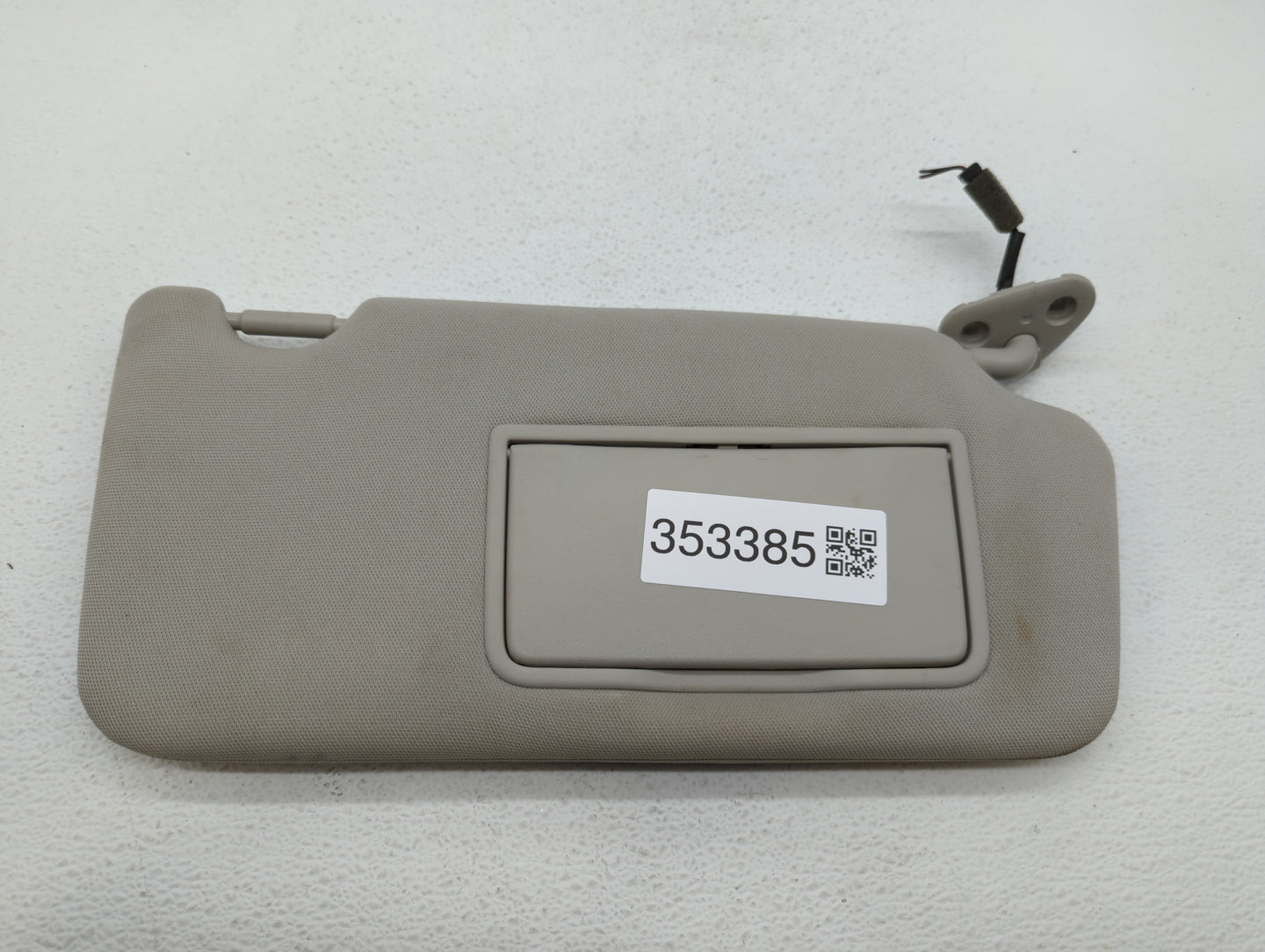 2010-2014 Subaru Legacy Sun Visor Shade Replacement Passenger Right Mirror Fits Fits 2010 2011 2012 2013 2014 OEM Used Auto 