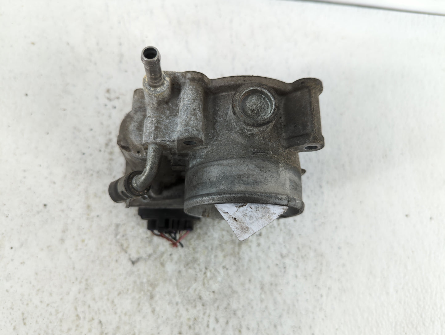 2013-2019 Subaru Legacy Throttle Body P/N:16112AA38A Fits Fits 2013 2014 2015 2016 2017 2018 2019 OEM Used Auto Parts - Oemu