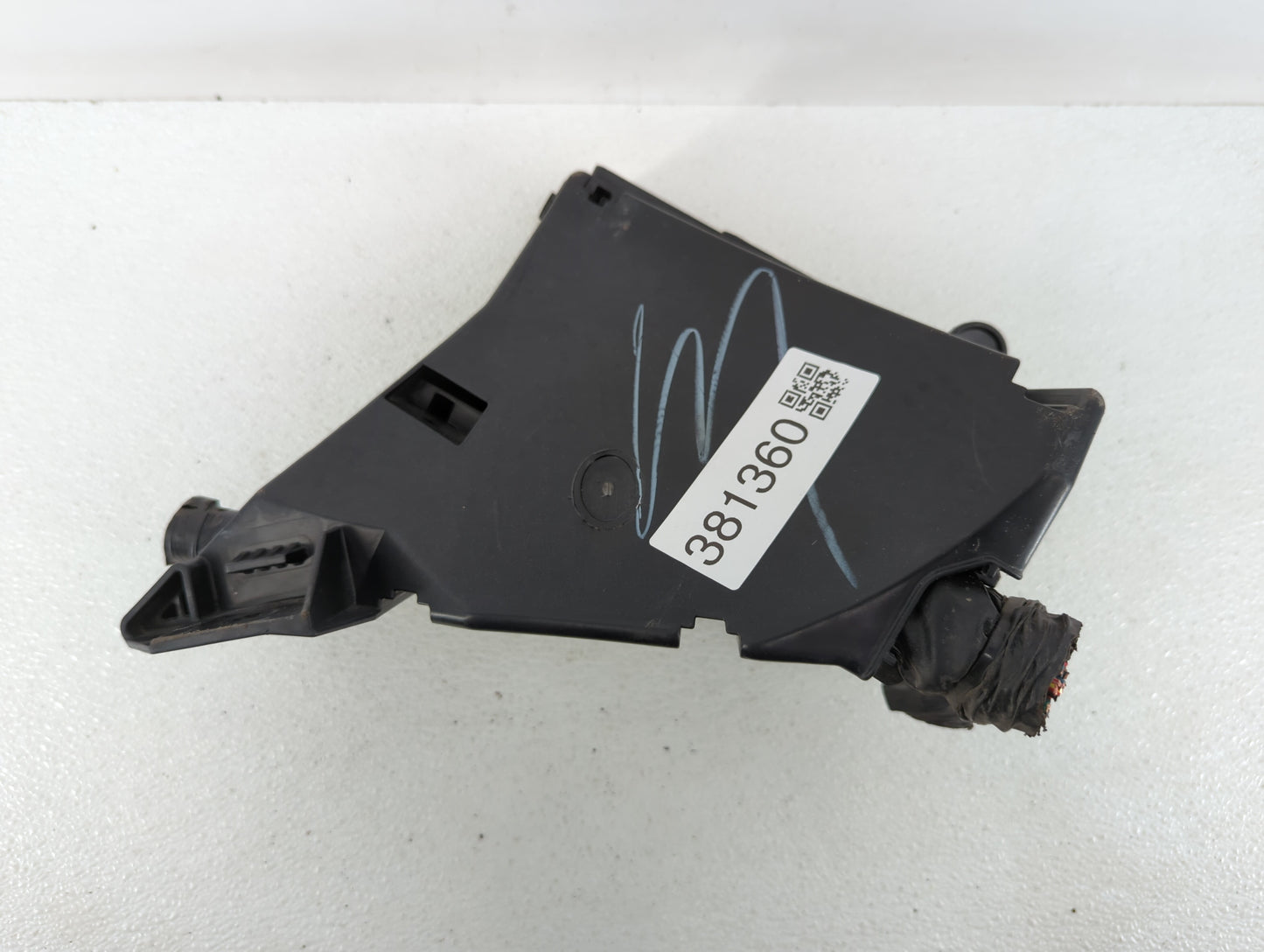 2010-2014 Subaru Legacy Fusebox Fuse Box Panel Relay Module P/N:MB10280B MB102801B, MB503202B Fits Fits 2010 2011 2012 2013 