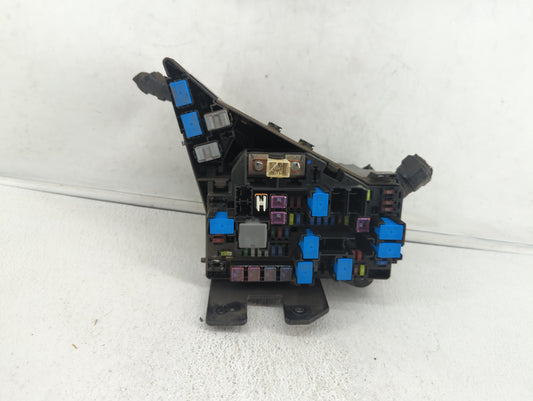 2010-2014 Subaru Legacy Fusebox Fuse Box Panel Relay Module P/N:MB10280B MB102801B, MB503202B Fits Fits 2010 2011 2012 2013 2014 OEM Used Auto Parts