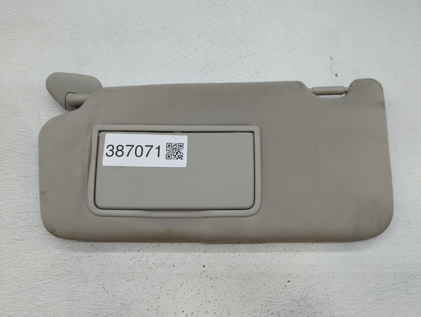 2010-2014 Subaru Legacy Sun Visor Shade Replacement Passenger Right Mirror Fits Fits 2010 2011 2012 2013 2014 OEM Used Auto 