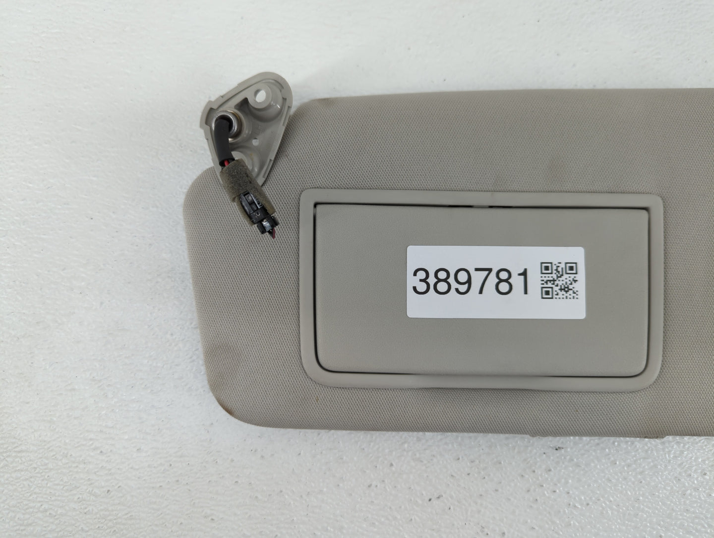 2010-2014 Subaru Legacy Sun Visor Shade Replacement Driver Left Mirror Fits Fits 2010 2011 2012 2013 2014 OEM Used Auto Part