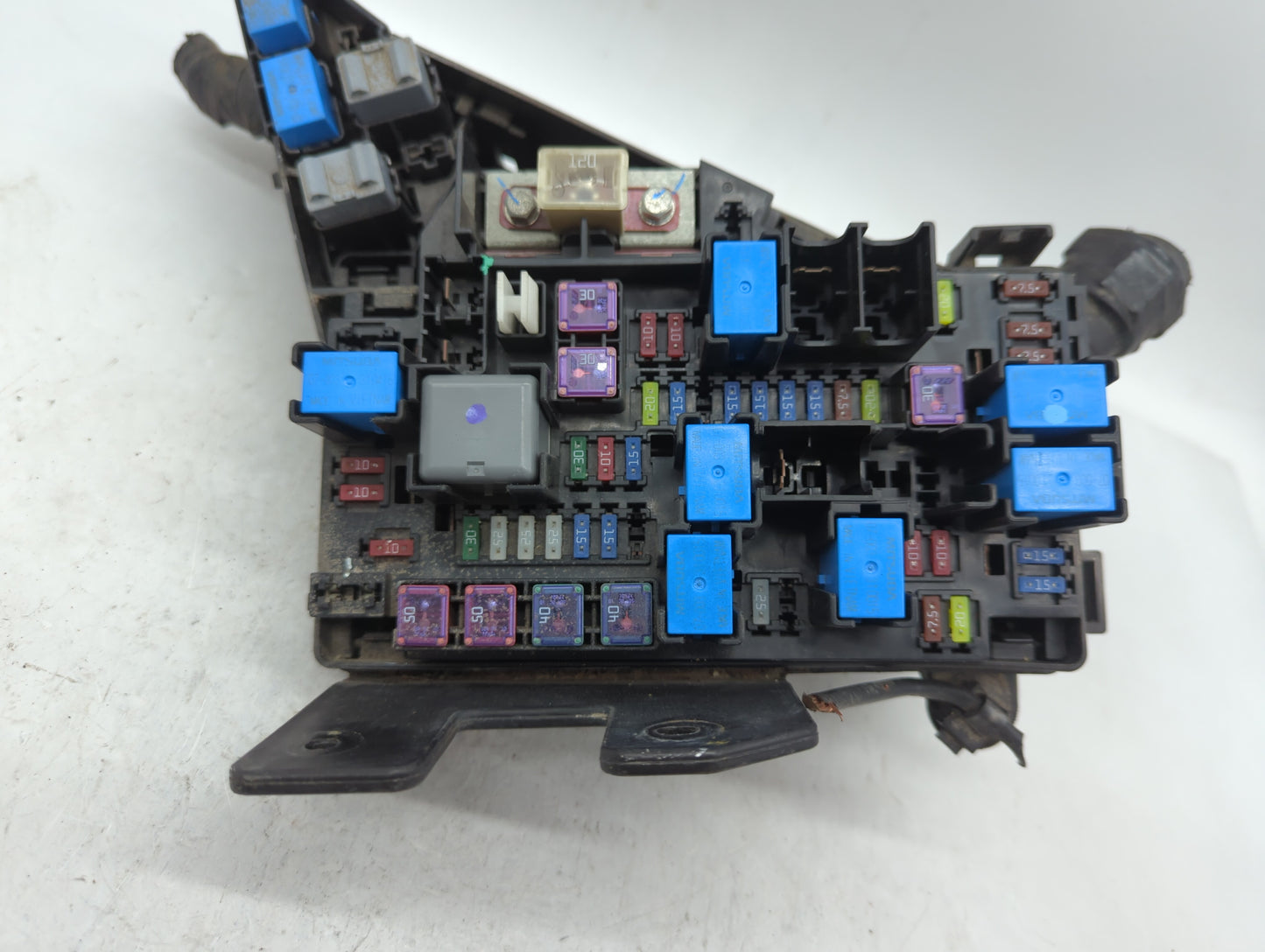 2010-2014 Subaru Legacy Fusebox Fuse Box Panel Relay Module P/N:MB10280B MB102801B, MB503202B Fits Fits 2010 2011 2012 2013 