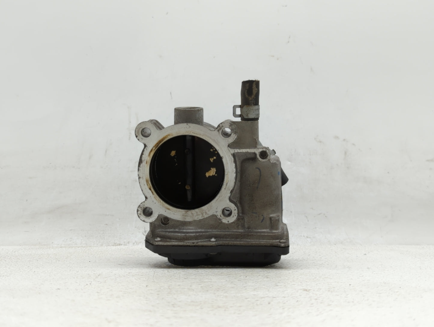 2013-2019 Subaru Legacy Throttle Body P/N:16112AA38A Fits Fits 2013 2014 2015 2016 2017 2018 2019 OEM Used Auto Parts - Oemu