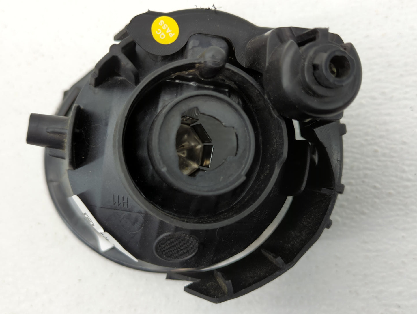 2013-2014 Subaru Legacy Passenger Right Oem Fog Light Lamp - Oemusedautoparts1.com