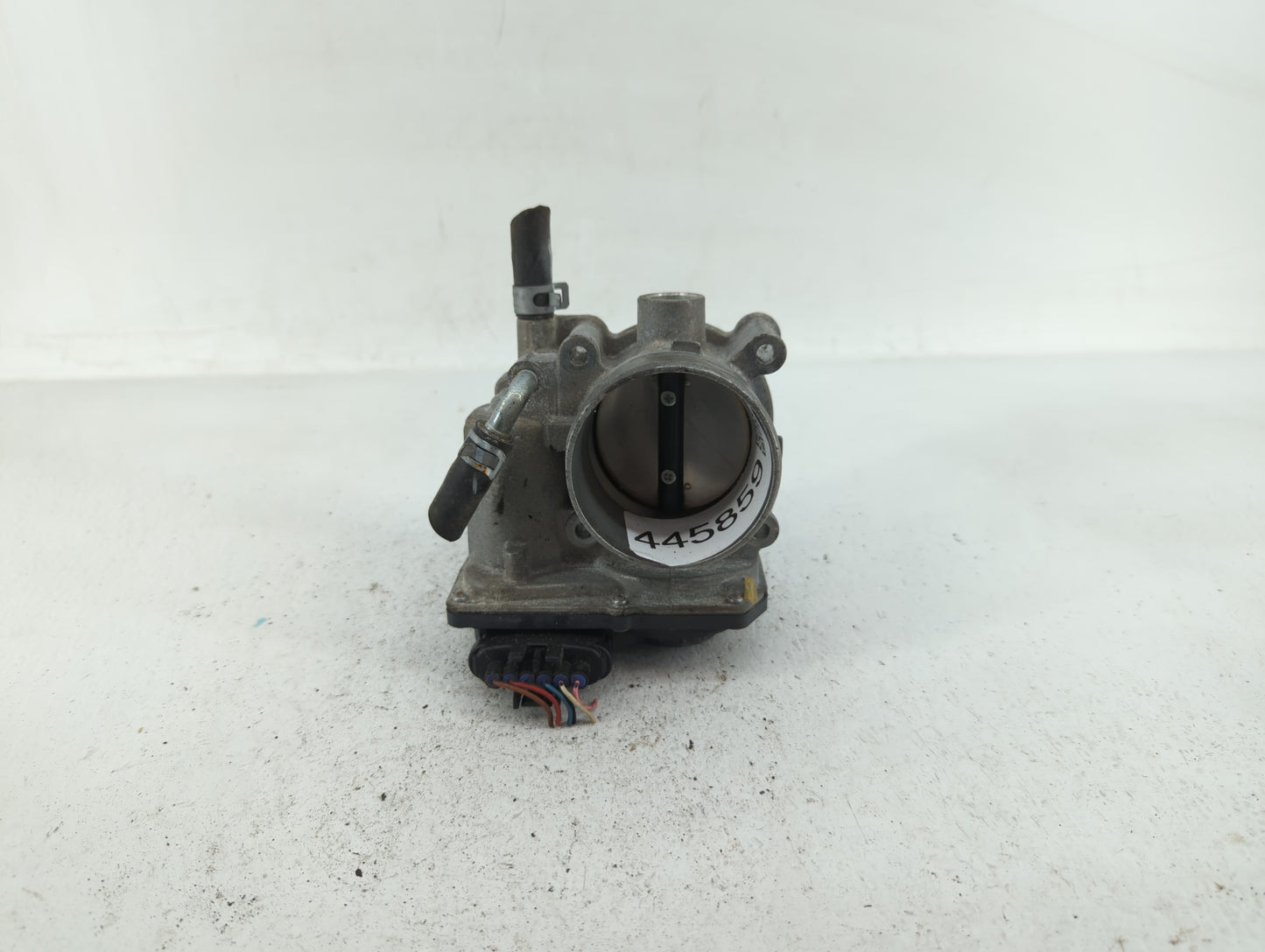2013-2019 Subaru Legacy Throttle Body P/N:16112AA38A Fits Fits 2013 2014 2015 2016 2017 2018 2019 OEM Used Auto Parts - Oemu
