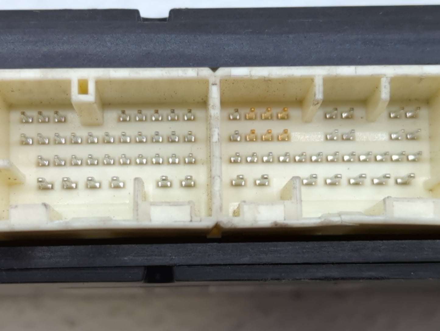 2013-2014 Subaru Legacy PCM Engine Control Computer ECU ECM PCU OEM P/N:22765AE04B 22765AE06E, 22765AE06A Fits Fits 2013 201