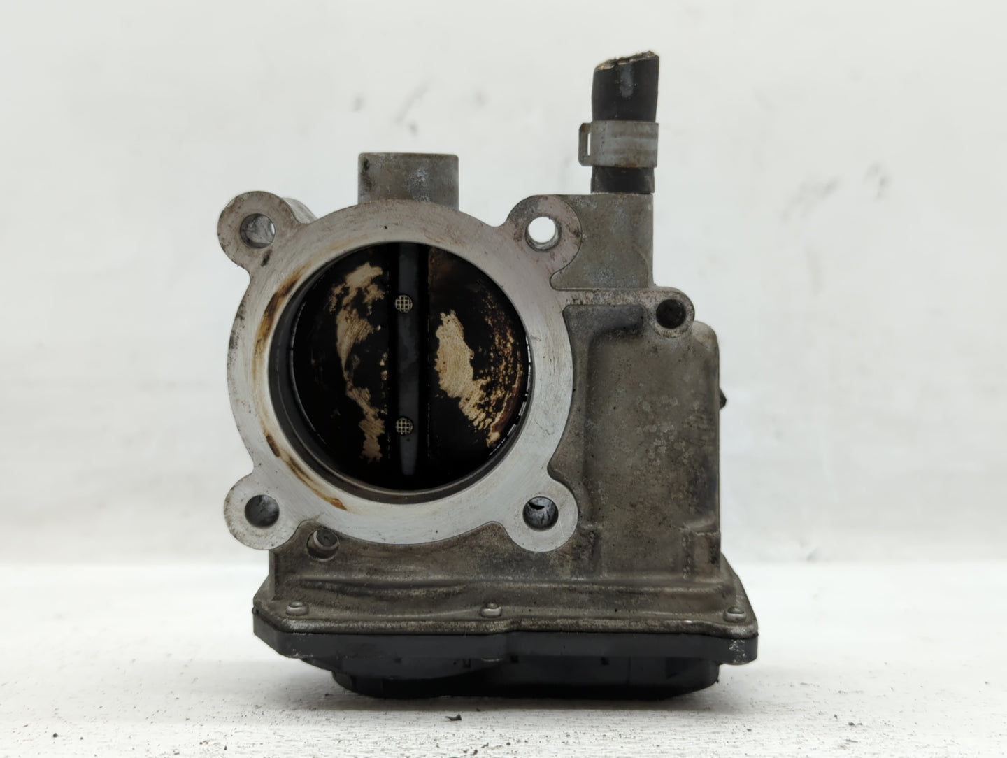 2013-2019 Subaru Legacy Throttle Body P/N:16112AA38A Fits Fits 2013 2014 2015 2016 2017 2018 2019 OEM Used Auto Parts - Oemu