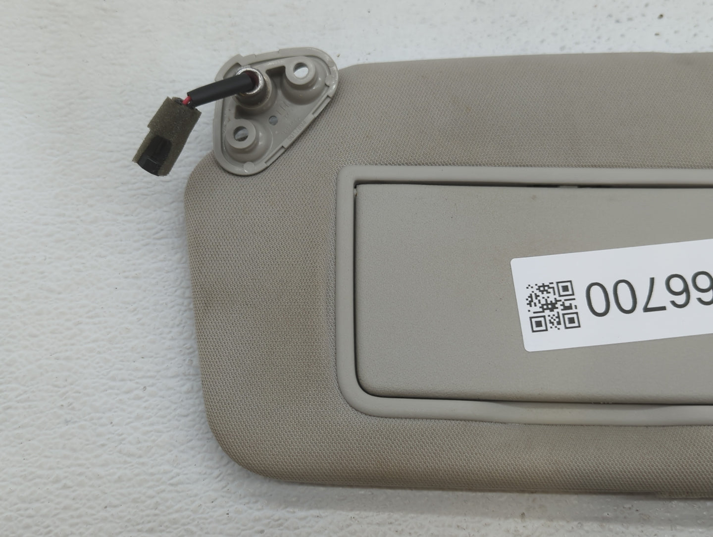 2010-2014 Subaru Legacy Sun Visor Shade Replacement Driver Left Mirror Fits Fits 2010 2011 2012 2013 2014 OEM Used Auto Part