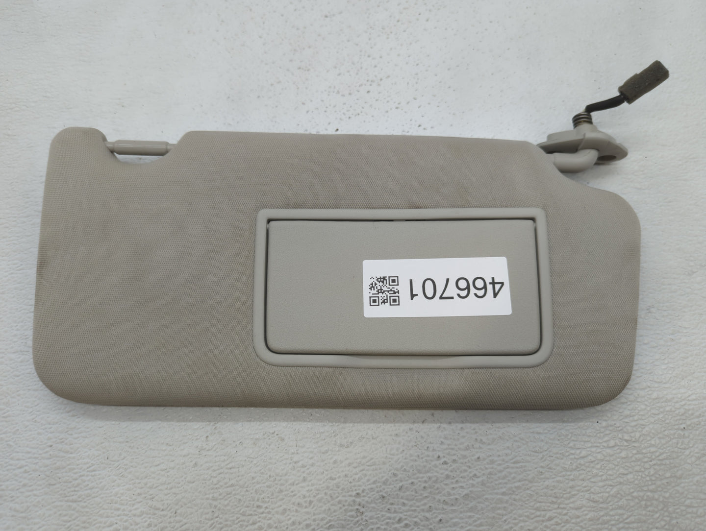 2010-2014 Subaru Legacy Sun Visor Shade Replacement Passenger Right Mirror Fits Fits 2010 2011 2012 2013 2014 OEM Used Auto 