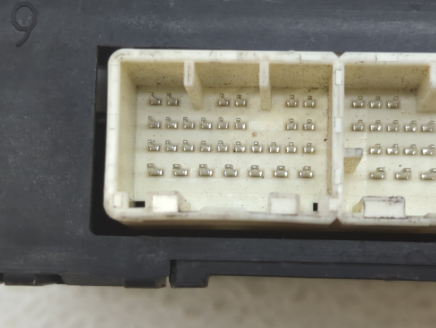 2013-2014 Subaru Legacy PCM Engine Control Computer ECU ECM PCU OEM P/N:22765AE06D 22765AE07C, 22765AE07D Fits Fits 2013 201