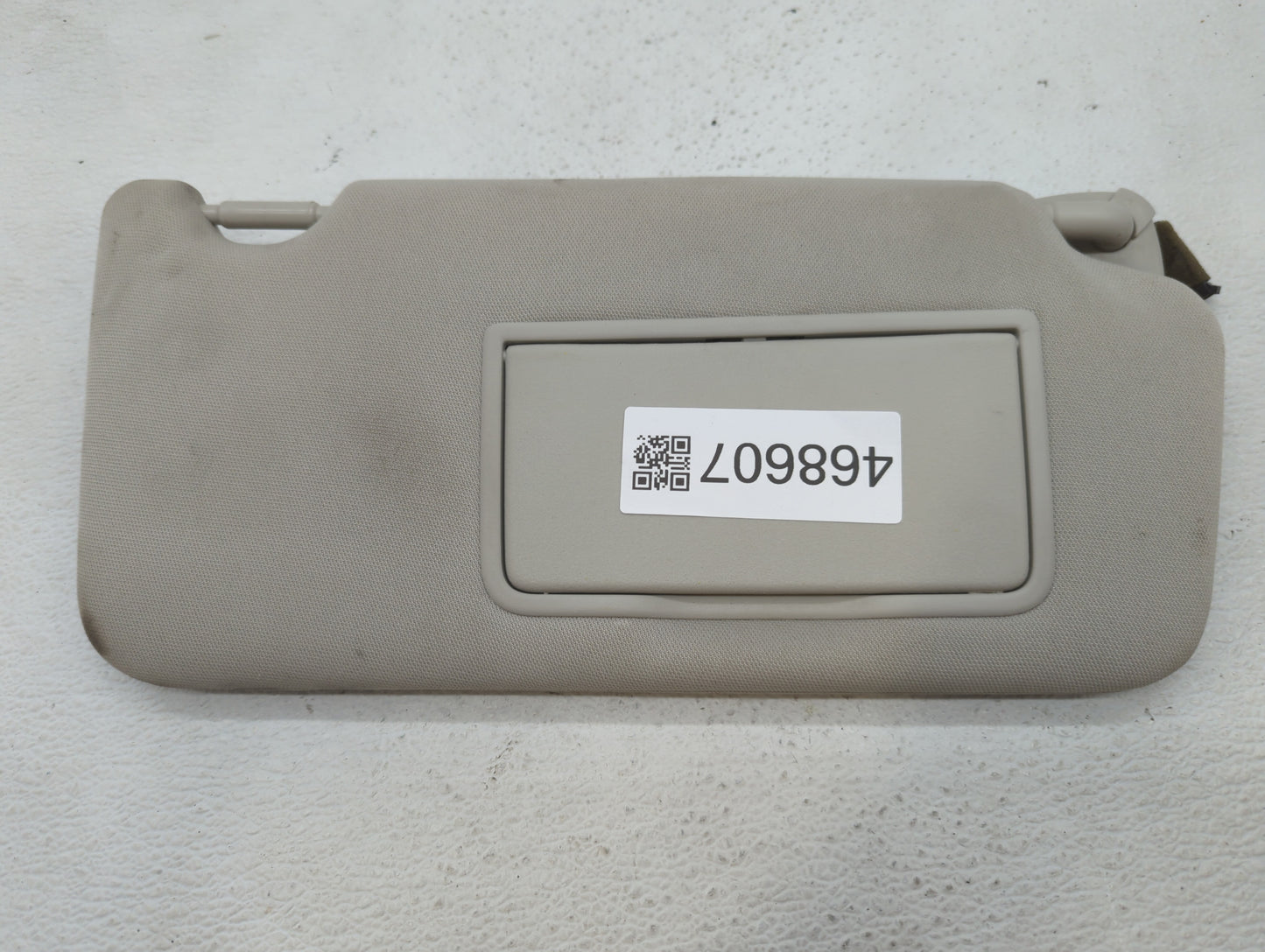 2010-2014 Subaru Legacy Sun Visor Shade Replacement Passenger Right Mirror Fits Fits 2010 2011 2012 2013 2014 OEM Used Auto 