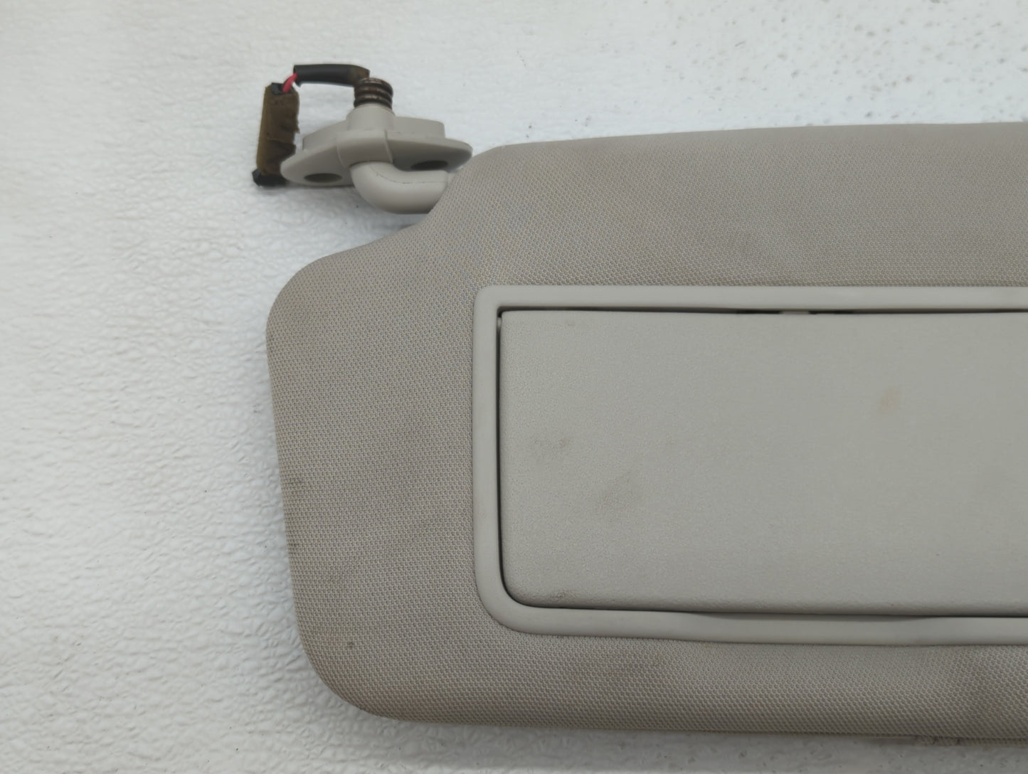 2010-2014 Subaru Legacy Sun Visor Shade Replacement Passenger Right Mirror Fits Fits 2010 2011 2012 2013 2014 OEM Used Auto 