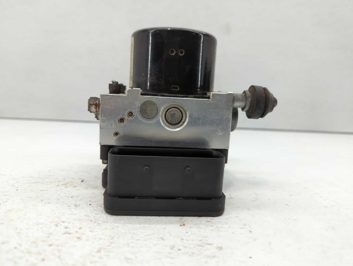 2013-2014 Subaru Legacy ABS Pump Control Module Replacement P/N:27536AJ03A 27536AJ03B Fits Fits 2013 2014 OEM Used Auto Part