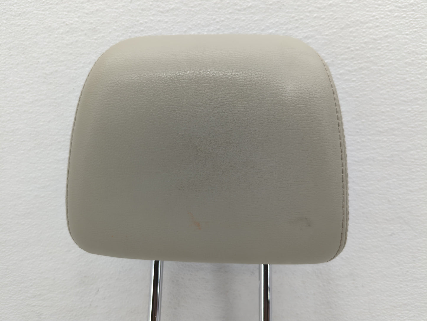 2013-2014 Subaru Legacy Headrest Head Rest Rear Seat Cream - Oemusedautoparts1.com