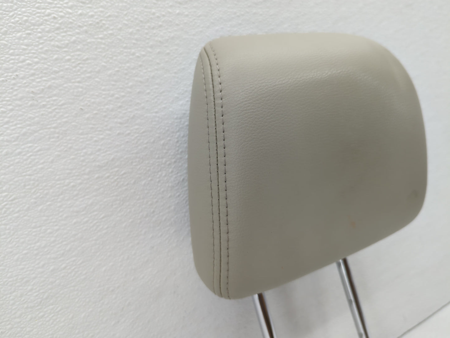 2013-2014 Subaru Legacy Headrest Head Rest Rear Seat Cream - Oemusedautoparts1.com
