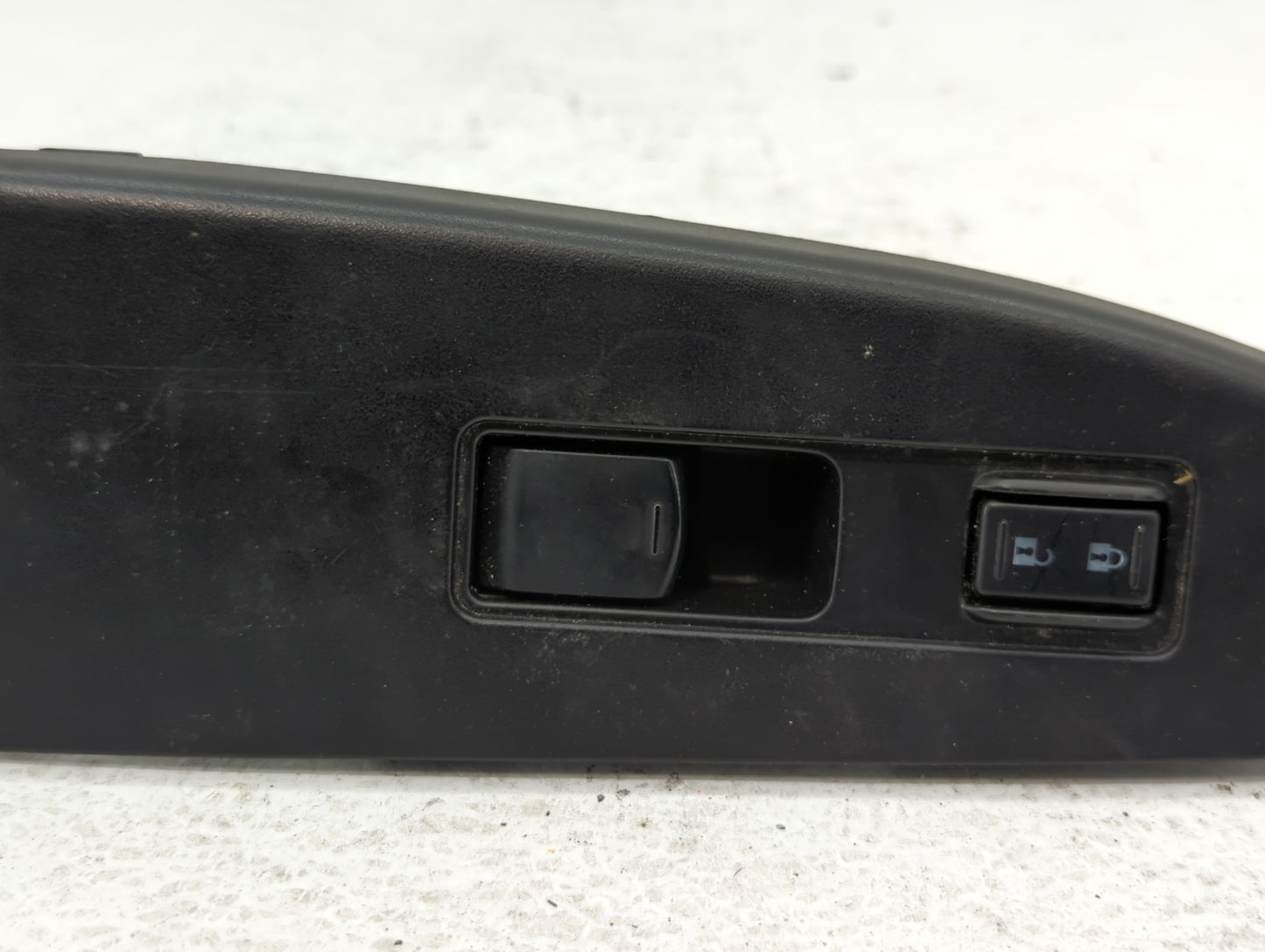 2013 Subaru Legacy Passenger Right Power Window Switch - Oemusedautoparts1.com