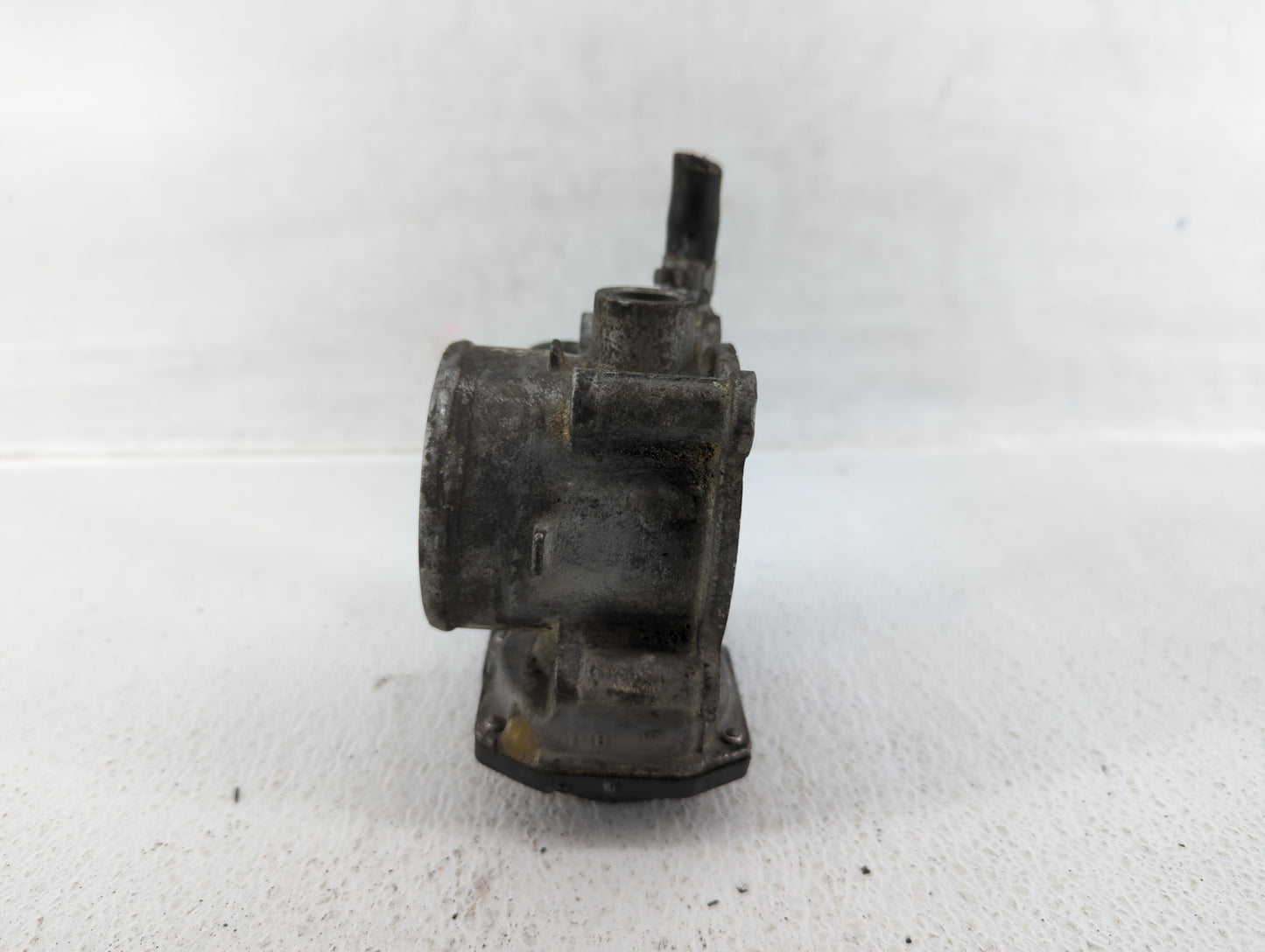 2013-2019 Subaru Legacy Throttle Body P/N:16112AA36A Fits Fits 2013 2014 2015 2016 2017 2018 2019 OEM Used Auto Parts - Oemu