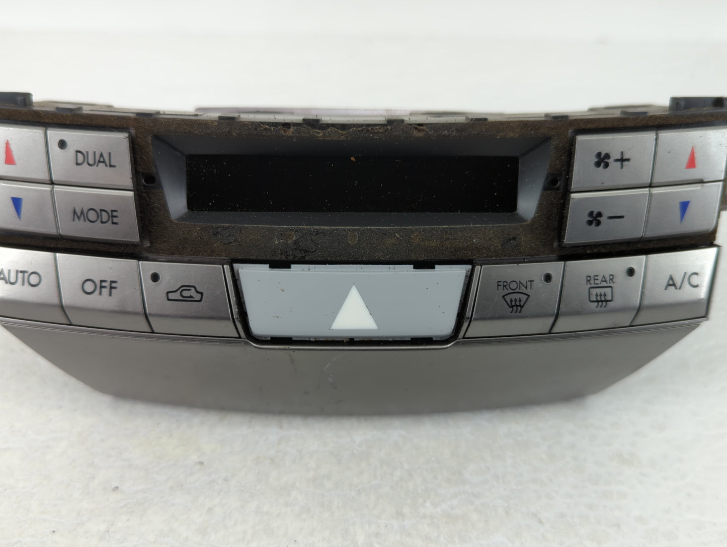 2010-2014 Subaru Legacy Climate Control Module Temperature AC/Heater Replacement P/N:72311AJ08A 72311AJ03A Fits OEM Used Aut