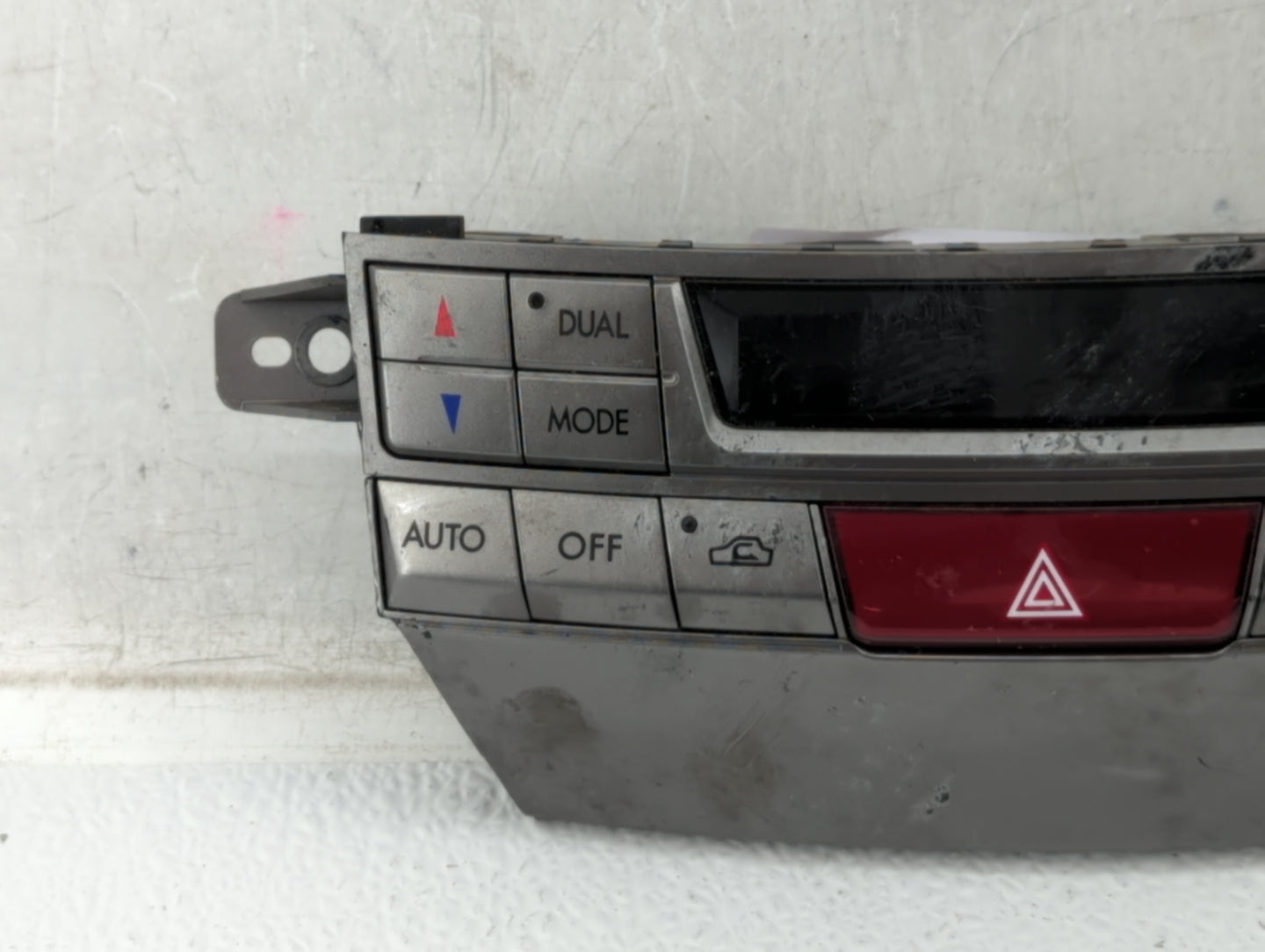 2010-2014 Subaru Legacy Climate Control Module Temperature AC/Heater Replacement P/N:72311AJ03A Fits Fits 2010 2011 2012 201