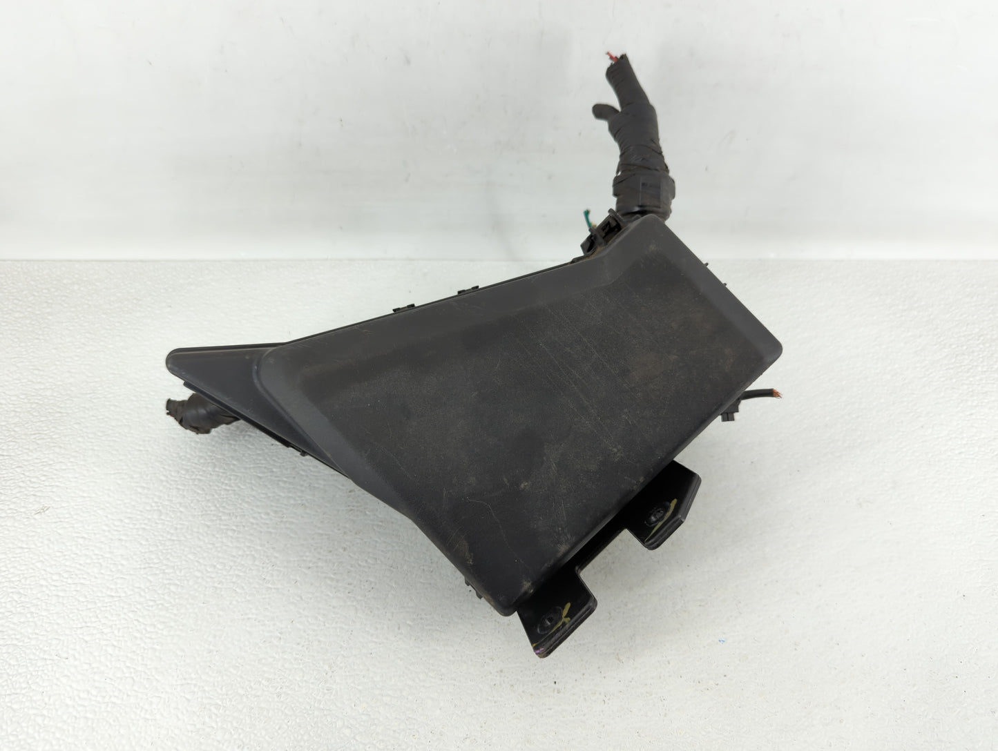 2010-2014 Subaru Legacy Fusebox Fuse Box Panel Relay Module P/N:MB503200B Fits Fits 2010 2011 2012 2013 2014 OEM Used Auto P