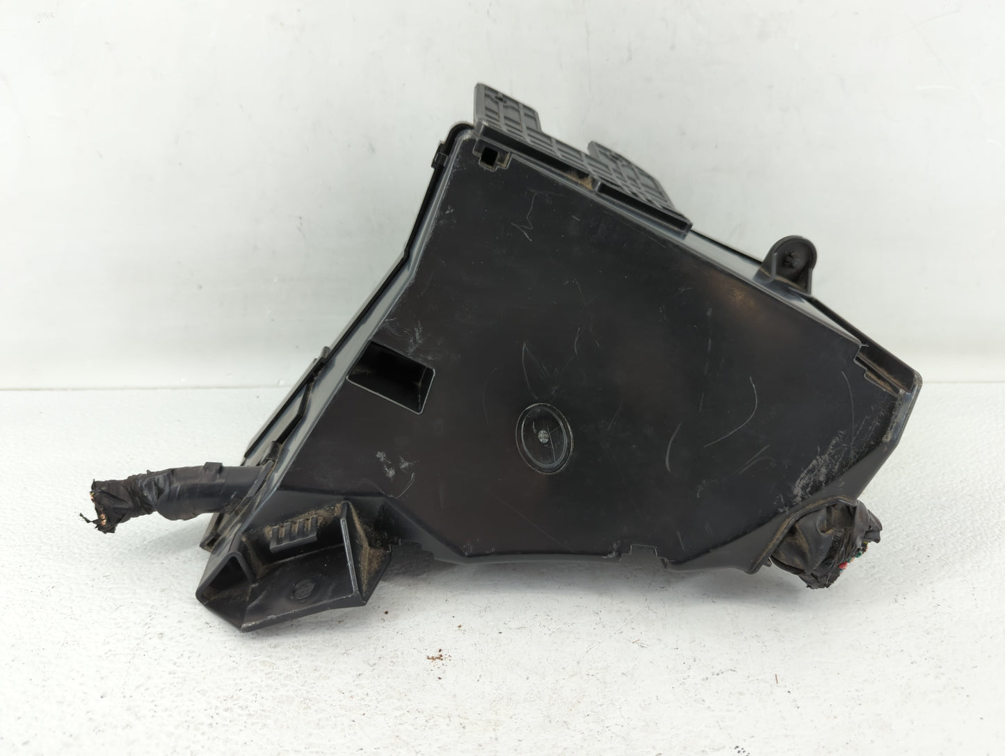 2010-2014 Subaru Legacy Fusebox Fuse Box Panel Relay Module P/N:MB503202B Fits Fits 2010 2011 2012 2013 2014 OEM Used Auto P