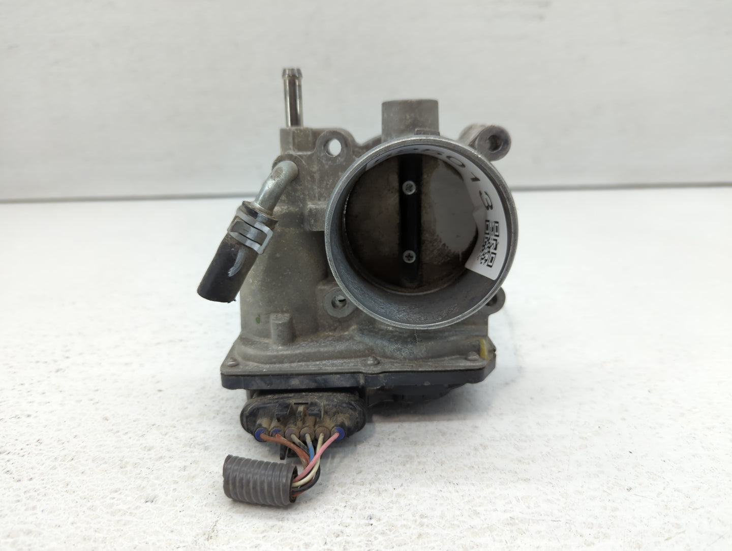 2013-2019 Subaru Legacy Throttle Body P/N:16112AA38A Fits Fits 2013 2014 2015 2016 2017 2018 2019 OEM Used Auto Parts - Oemu