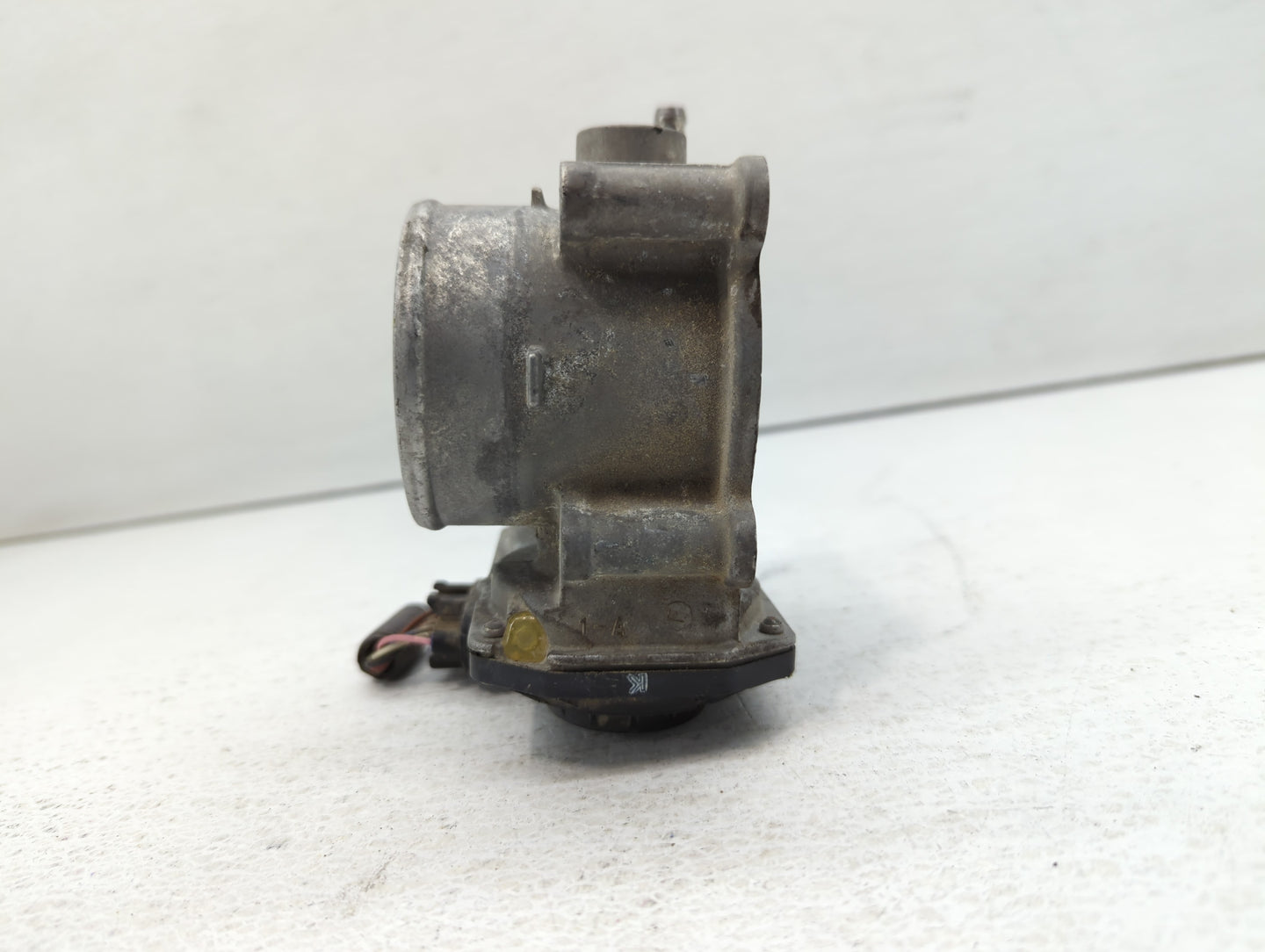 2013-2019 Subaru Legacy Throttle Body P/N:16112AA38A Fits Fits 2013 2014 2015 2016 2017 2018 2019 OEM Used Auto Parts - Oemu