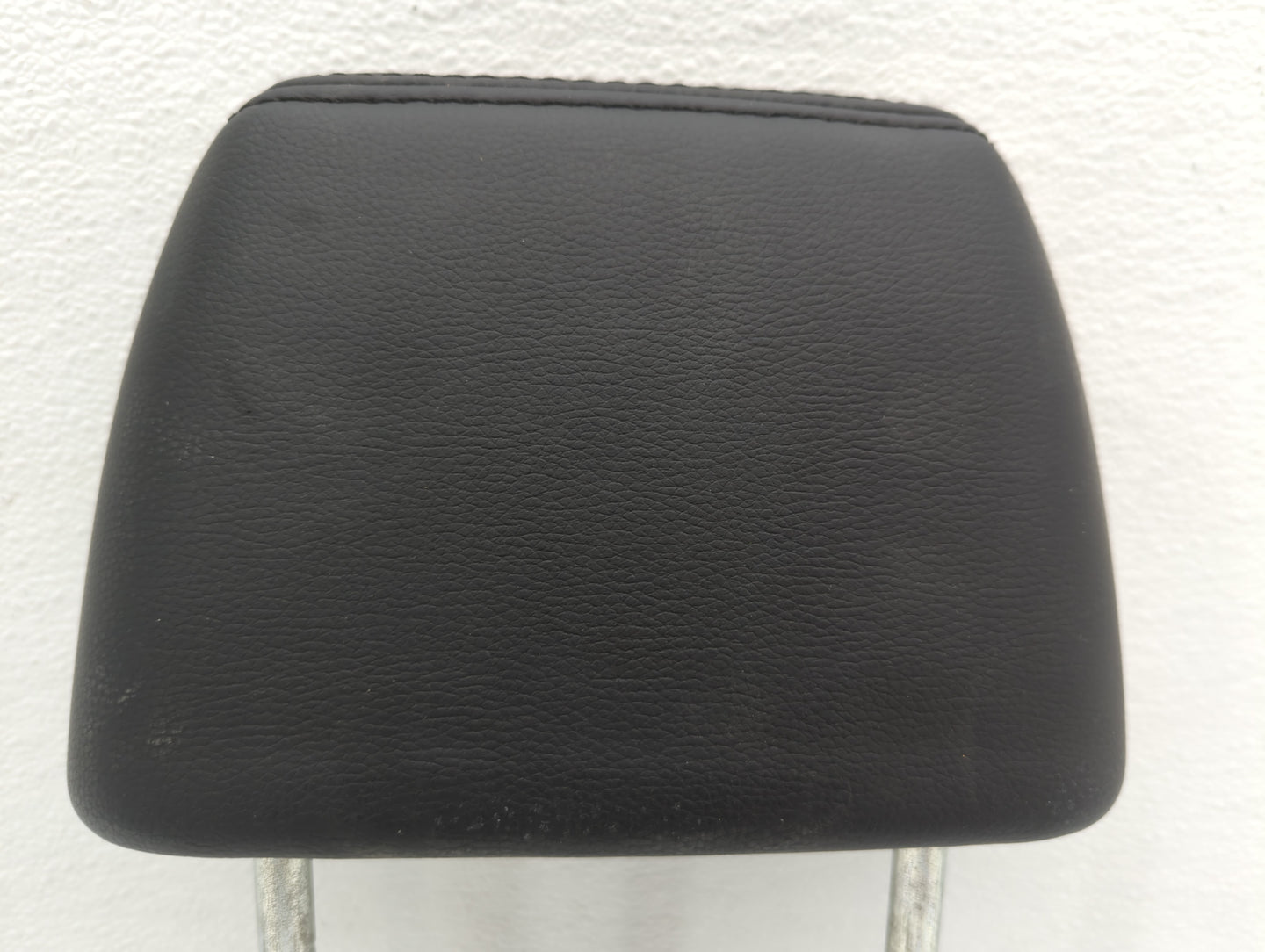 2013-2014 Subaru Legacy Headrest Head Rest Front Driver Passenger Seat - Oemusedautoparts1.com