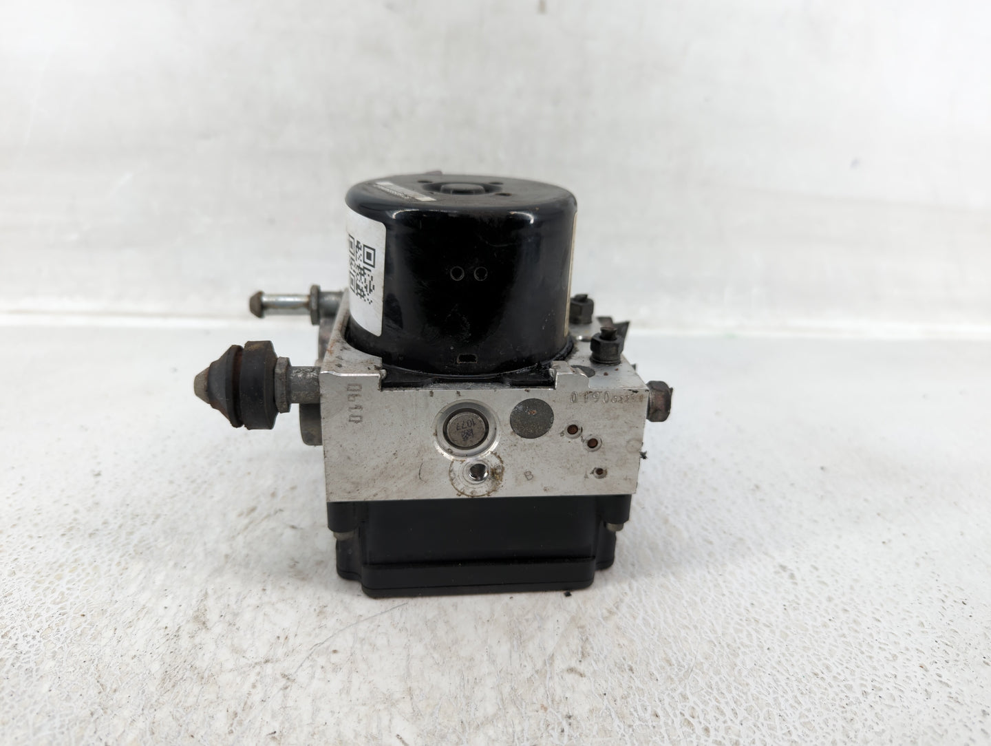 2013-2014 Subaru Legacy ABS Pump Control Module Replacement P/N:27536AJ03A Fits Fits 2013 2014 OEM Used Auto Parts - Oemused