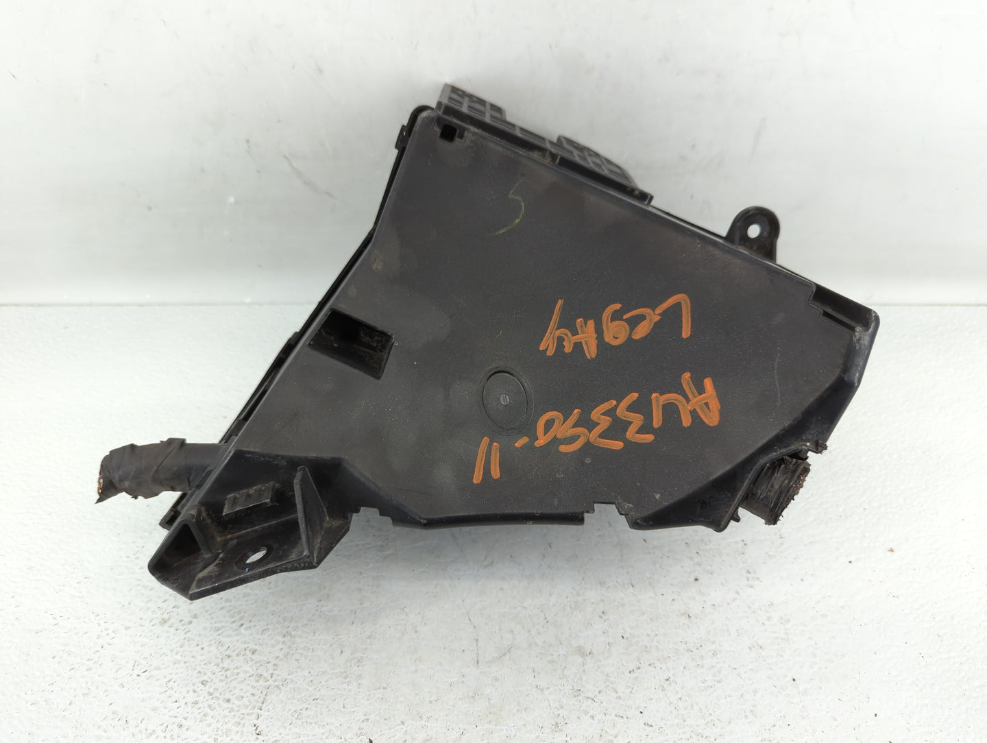 2010-2014 Subaru Legacy Fusebox Fuse Box Panel Relay Module P/N:MB503200B Fits Fits 2010 2011 2012 2013 2014 OEM Used Auto P