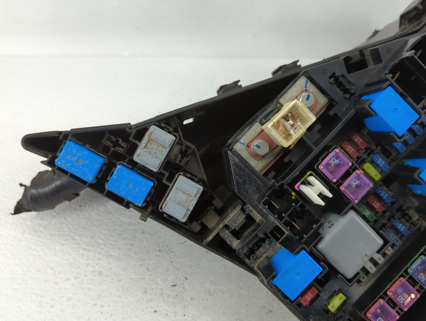 2010-2014 Subaru Legacy Fusebox Fuse Box Panel Relay Module P/N:MB503202B Fits Fits 2010 2011 2012 2013 2014 OEM Used Auto P