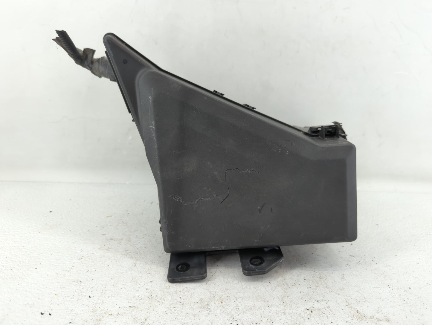 2010-2014 Subaru Legacy Fusebox Fuse Box Panel Relay Module P/N:MB503202B Fits Fits 2010 2011 2012 2013 2014 OEM Used Auto P