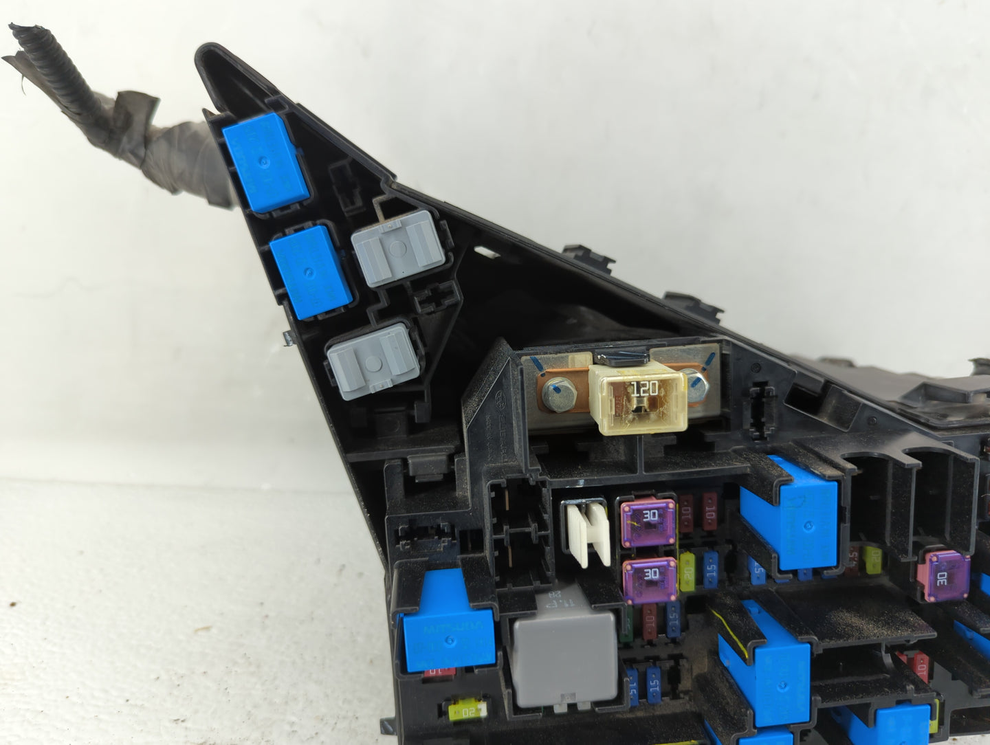 2010-2014 Subaru Legacy Fusebox Fuse Box Panel Relay Module P/N:MB503202B Fits Fits 2010 2011 2012 2013 2014 OEM Used Auto P
