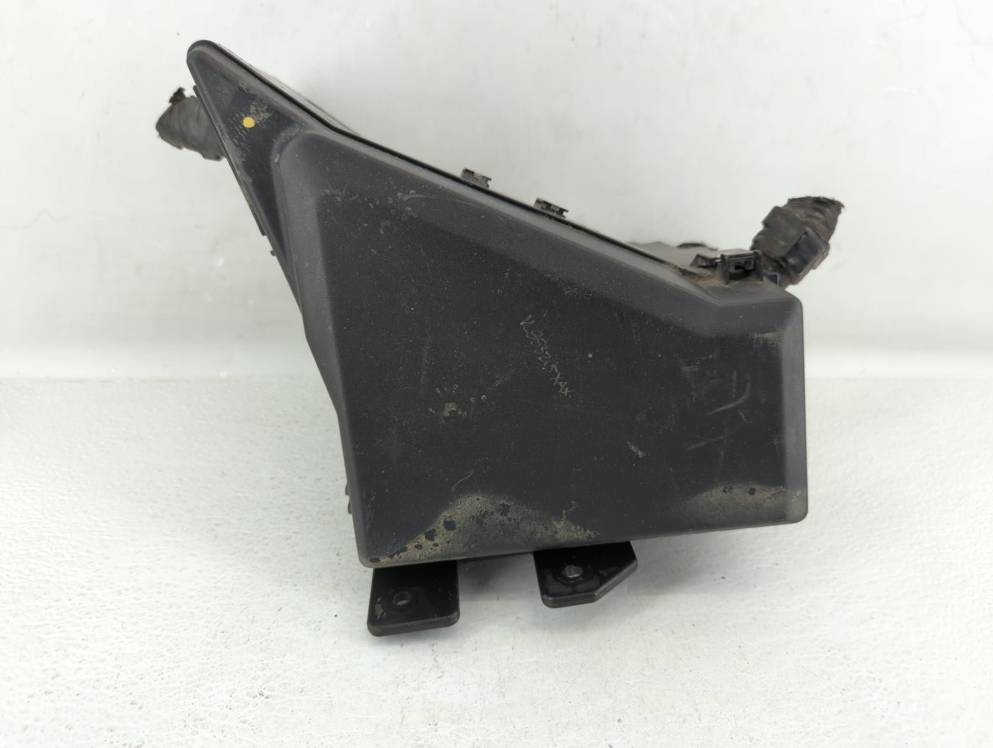 2010-2014 Subaru Legacy Fusebox Fuse Box Panel Relay Module P/N:MB503202B Fits Fits 2010 2011 2012 2013 2014 OEM Used Auto P