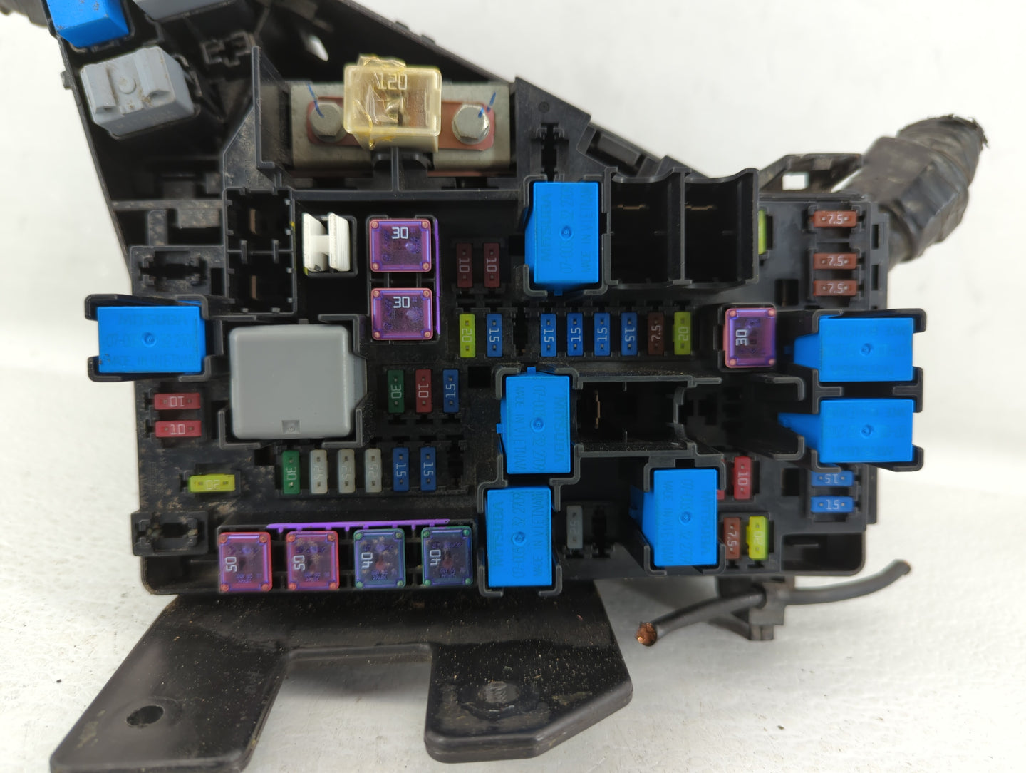 2010-2014 Subaru Legacy Fusebox Fuse Box Panel Relay Module P/N:MB503202B Fits Fits 2010 2011 2012 2013 2014 OEM Used Auto P