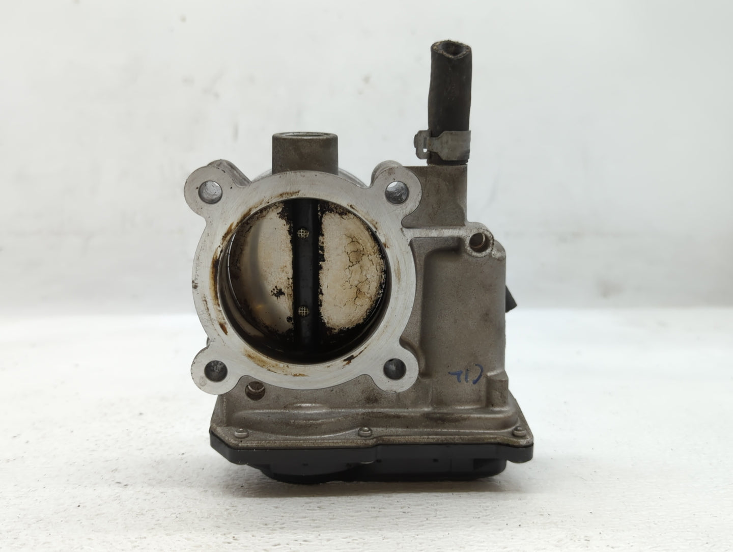 2013-2019 Subaru Legacy Throttle Body P/N:16112AA38A Fits Fits 2013 2014 2015 2016 2017 2018 2019 OEM Used Auto Parts - Oemu