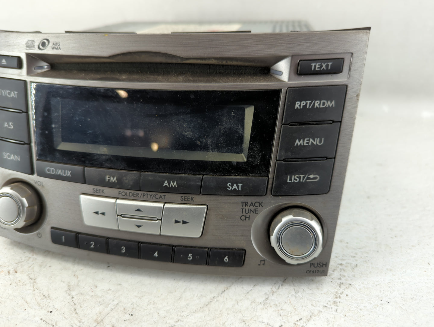 2012-2014 Subaru Legacy Am Fm Cd Player Radio Receiver - Oemusedautoparts1.com