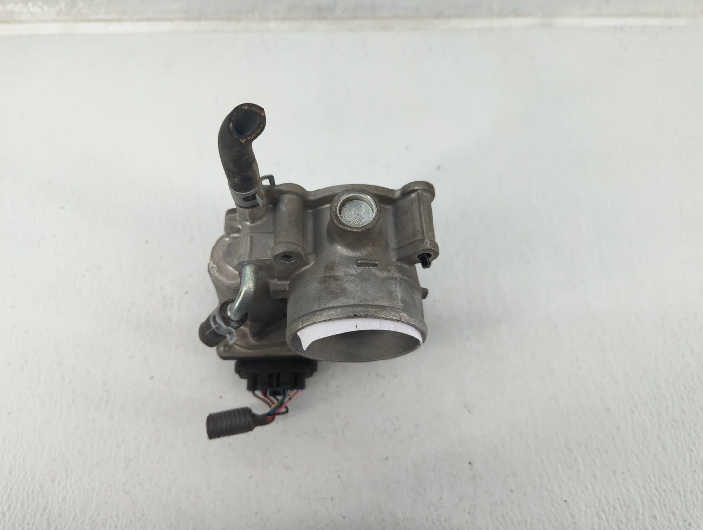 2013-2019 Subaru Legacy Throttle Body P/N:16112AA38A Fits Fits 2013 2014 2015 2016 2017 2018 2019 OEM Used Auto Parts - Oemu