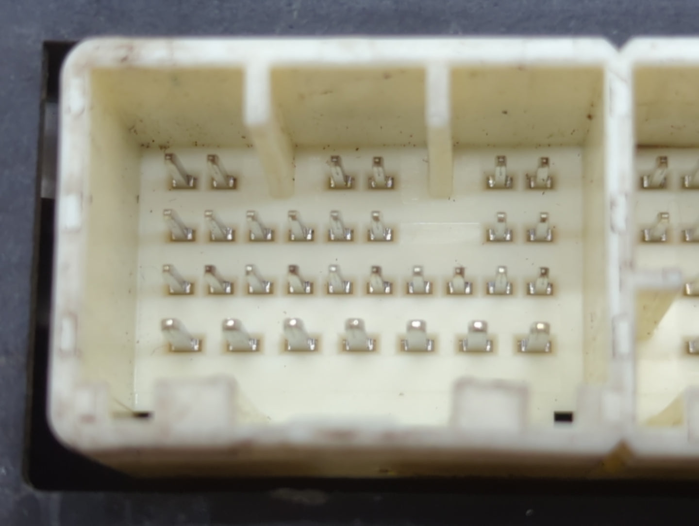 2013-2014 Subaru Legacy PCM Engine Control Computer ECU ECM PCU OEM P/N:TN112700-1785 22765AE07C Fits Fits 2013 2014 OEM Use