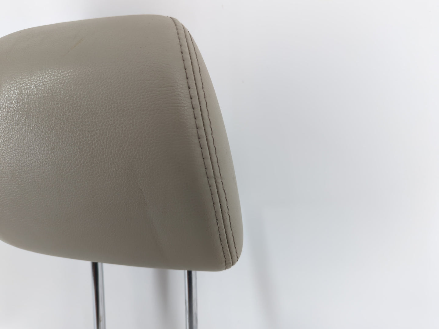 2013 Subaru Legacy Headrest Head Rest Front Driver Passenger Seat - Oemusedautoparts1.com